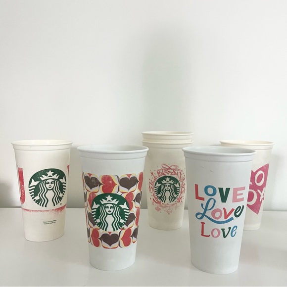 Starbucks Lot of 10 Plastic Tumblers w Different Patterns and Art Christmas READ - Picture 4 of 7